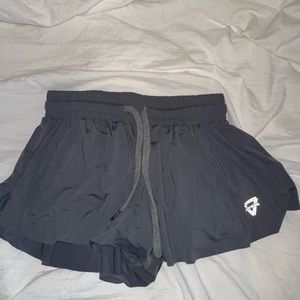 Keiki Kona brand new athletic flowy shorts
